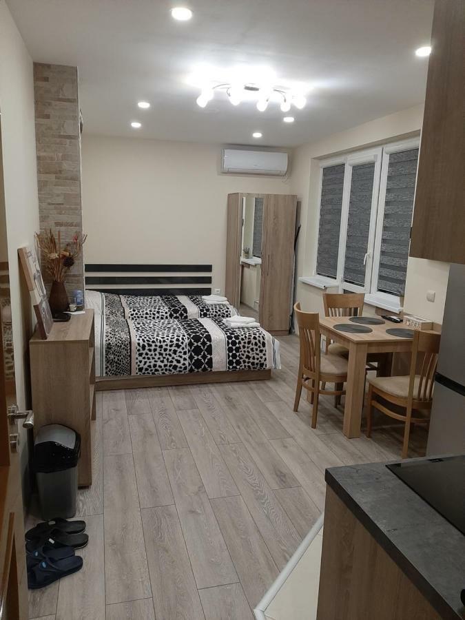 רוסה Apartment Relax מראה חיצוני תמונה