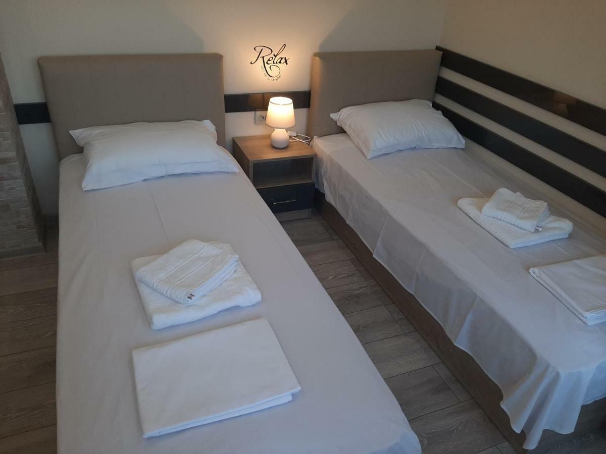 רוסה Apartment Relax מראה חיצוני תמונה
